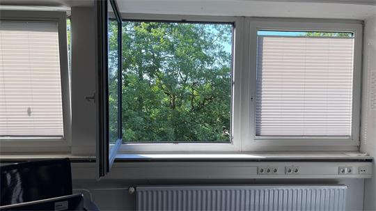 Fenster auf! So werden beim Stader TAGEBLATT die Räume morgens gekühlt.
