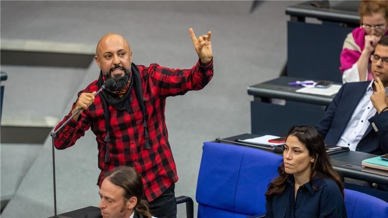 Ferat Kocak ist Sprecher der Linksfraktion für Antifaschismus und Antirassismus. (Archivbild)