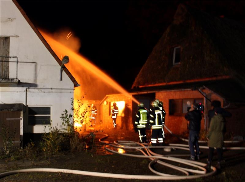Feuer im Gebäude – hier realistisch dargestellt. Foto: Lehmkau/Feuerwehr