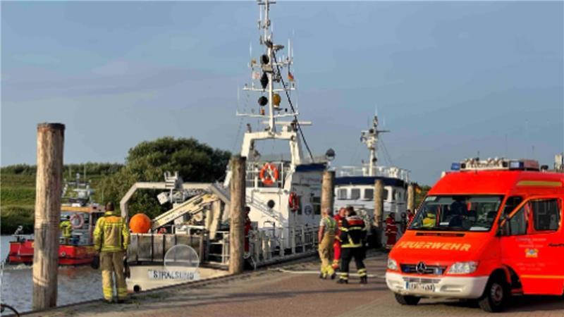 Feuerwehr und die DLRG Ortsgruppe Stade waren im Einsatz.