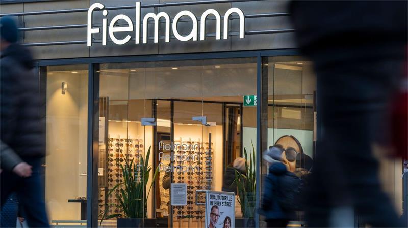 Fielmann betreibt Filialen in Deutschland und im Ausland. (Archivbild)