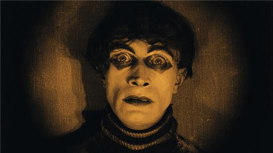 Film „Das Cabinet des Dr. Caligari", 1920, Regie Robert Wiene, Drehbuch Hans Janowitz, Carl Mayer.