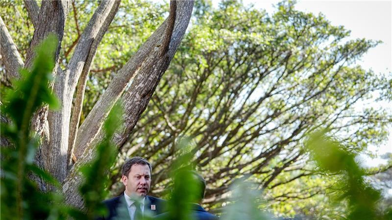 Finanzminister Lars Klingbeil gibt in Südafrika beim Treffen der Finanzminister und Zentralbankchefs der G20-Staaten Interviews.