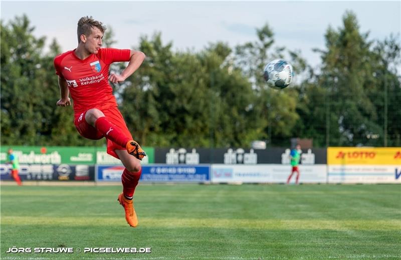 Finn Zeugner spielt seit Sommer 2019 für D/A . Zwei Mal hat er sich schon das Kreuzband gerissen. Foto: Struwe (Archiv)