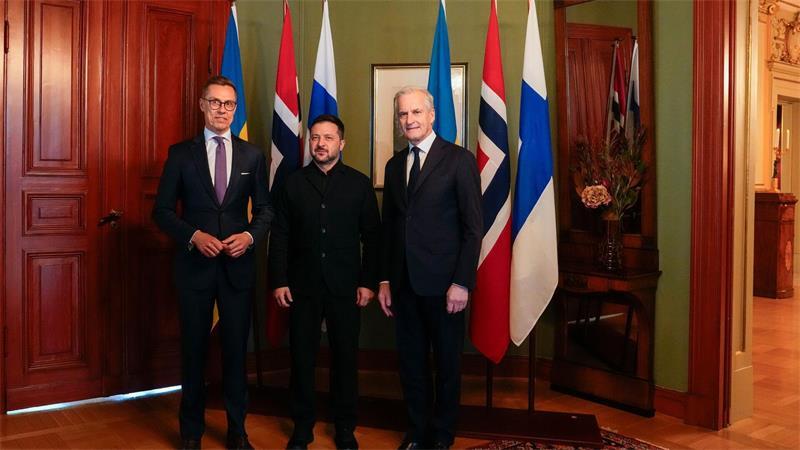 Putin spricht erstmals mit Stubb und Støre über Ukraine Finnland und Norwegen engagieren sich als Nachbarn Russland für eine Beendigung des Moskauer Angriffskrieges gegen die Ukraine. (Archivbild)