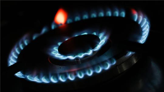 Flammen am Gasherd gehören noch zum gewohnten Bild in Deutschlands Haushalten. Das wird sich ändern müssen. Aber wie?