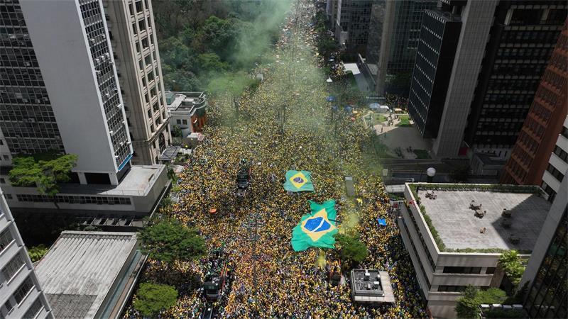 Kann Lula das Ruder in Brasilien noch herumreißen? Flávio Bolsonaro mobilisiert seine Anhänger. (Archivbild)