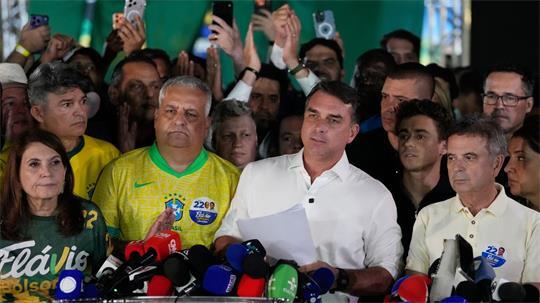 Flávio Bolsonaro will die Präsidentenwahl annullieren lassen. (Archivbild)