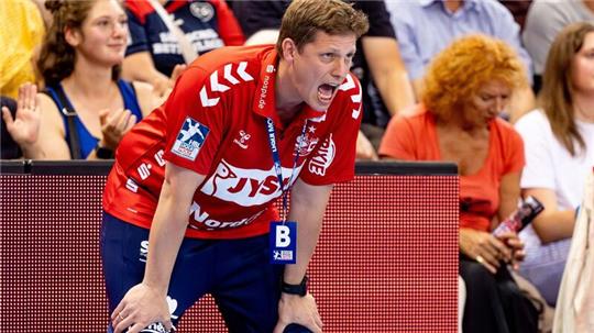 Flensburgs Trainer Nicolej Krickau. Sein Team hat auch das dritte Spiel in der Vorrunde der European League gewonnen.