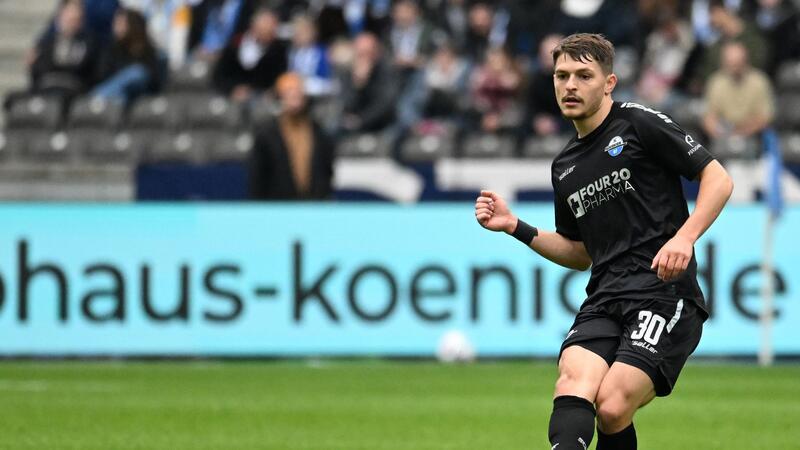 Sofortiger Wechsel fix: Freiburg holt Muslija aus Paderborn Florent Muslija wechselt vom SC Paderborn zum SC Freiburg.