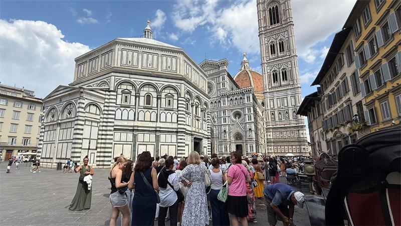 Kommt Cola aus Europa? Fund in Klosterapotheke Florenz ist eines der wichtigsten Ziele von US-Touristen in Europa. (Foto: Archiv)