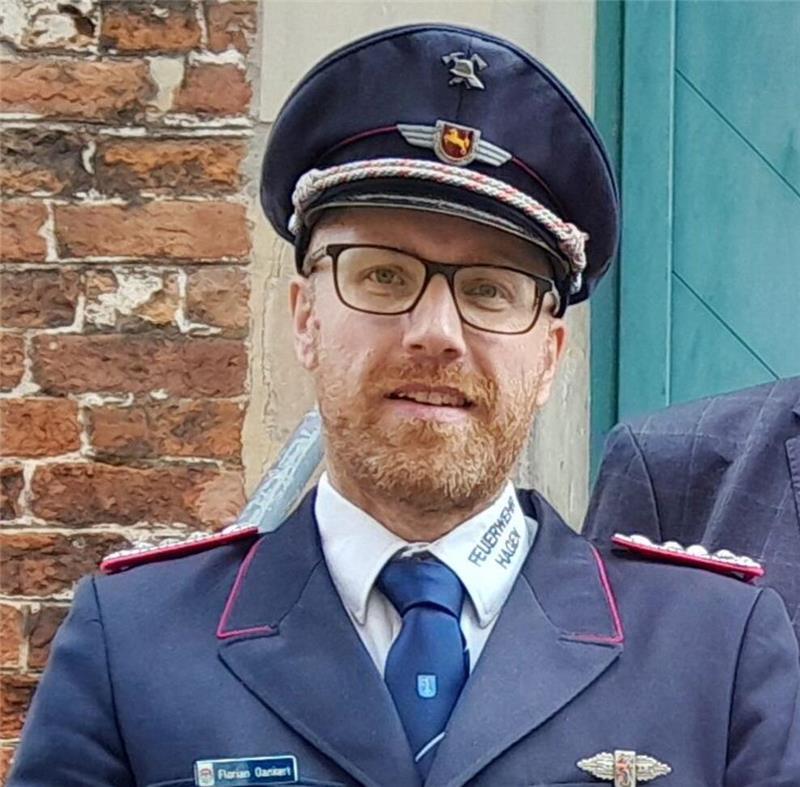 Neue Köpfe für die Zukunft der Freiwilligen Feuerwehr Stade Florian Dankert bei der Ernennung zum Ortsbrandmeister Hagen.