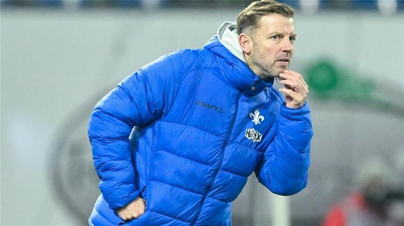 Florian Kohfeldt schaut ganz genau hin.