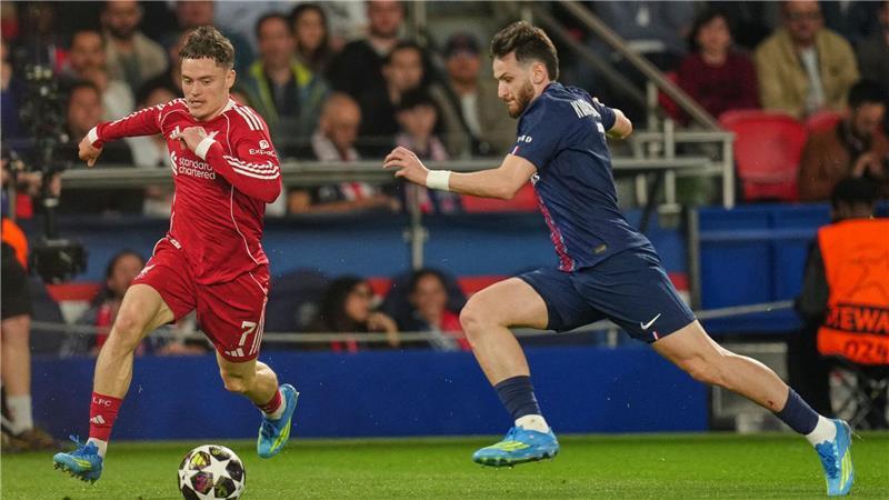 Florian Wirtz (links) und der FC Liverpool unterlagen bei Paris Saint-Germain.
