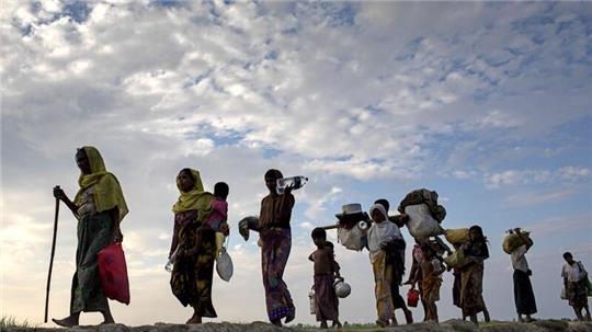 Flüchtende Rohingya aus Myanmar: Drangsaliert und teilweise zwangsrekrutiert.