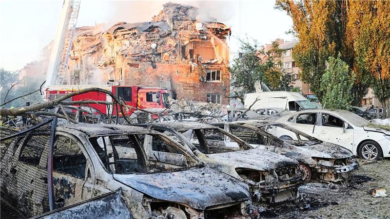 Fotos zeigen schwere Verwüstungen.