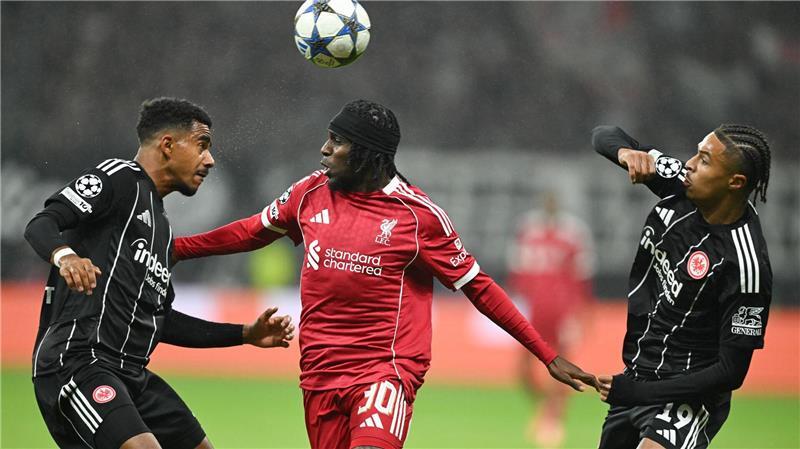 Mit Assistgeber Wirtz: Liverpool führt Frankfurt vor Frankfurt hielt von Beginn an stark dagegen.