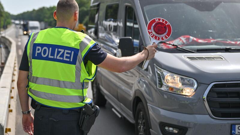 Grenzkontrollen zu Frankreich wegen Olympischer Spiele Frankreich-Reisende müssen sich auf Krontollen an der Grenze einstellen. (Symbolbild)
