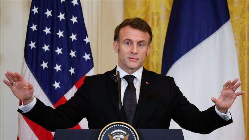 Frankreichs Staatschef Macron hält nach einem Gespräch mit US-Präsident Trump eine rasche Feuerpause in der Ukraine für möglich. 