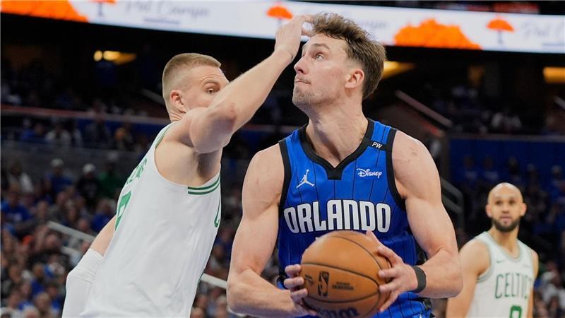 Dank überragendem Wagner: Orlando verkürzt gegen Boston Franz Wagner (rechts) führte die Orlando Magic mit 32 Punkten zum Sieg gegen die Boston Celtics.