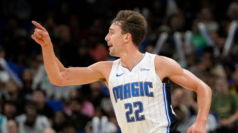 Wagners mit Magic weiter stark: Siebter NBA-Sieg in Serie Franz Wagner war mit 30 Punkten der erfolgreichste Werfer der Partie.