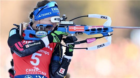 Franziska Preuß am Ruhpoldinger Schießstand.