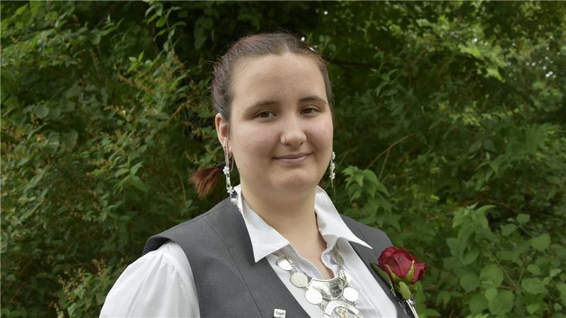 Jungschützen der Buxtehuder Gilde: Warum sie so viel Spaß an Tradition haben Franziska Velten ist im Schützenverein, weil sie gerne feiert.