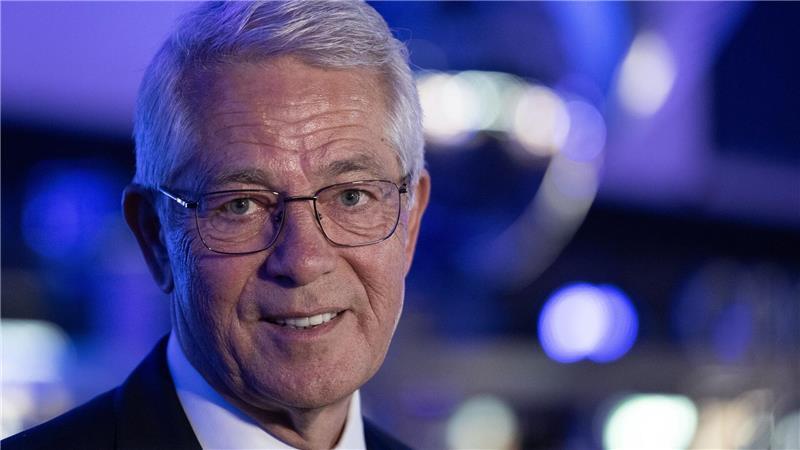 Fraport-Chef Schulte eröffnet das dritte Terminal des Frankfurter Flughafens. 