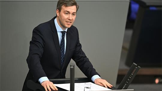 Frederik Bouffier (CDU) ist der Sohn des früheren hessischen Ministerpräsidenten Volker Bouffier.