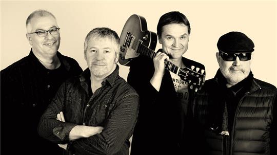 Free at Last, das sind Drummer Peter Rumstig (von links), Sänger Andreas „Druge“ Augspols, Dr. Carl Schaefer (Gitarre) und Joachim Henning (Bass).