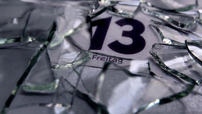 Freitag der 13.? Nicht gefährlicher als andere Tage, aber... Freitag, der 13. gilt abergläubischen Menschen als Unglückstag.