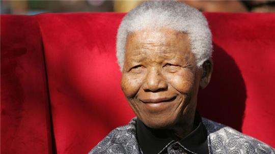 Friedensnobelpreisträger Nelson Mandela ist vor zehn Jahren im Alter von 95 Jahren gestorben.