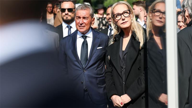 „Nein“ zum Rechtsruck - Bayreuths neues Gesicht Friedman nannte Wagner nun „Freundin“.