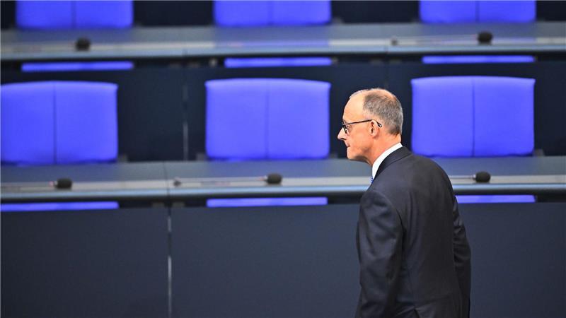 Merz‘ Scheitern im ersten Wahlgang belastet Dax Friedrich Merz ist im ersten Wahlgang nicht zum Bundeskanzler gewählt worden - und der Dax gibt nach.