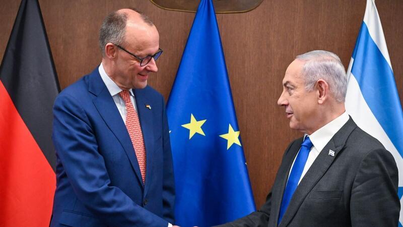 Merz stellt sich hinter israelisches Vorgehen in Rafah Friedrich Merz wird von Israels Premier Benjamin Netanjahu begrüßt.