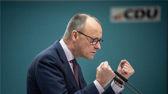 Friedrich Merz wirft der Ampel-Regierung vor, den Kontakt zu den Bürgern verloren zu haben.