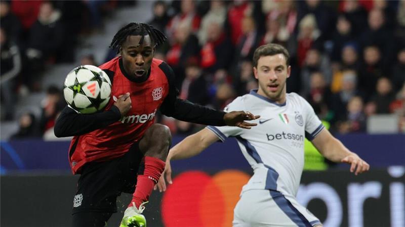 Frimpong unterstützt die Offensive.