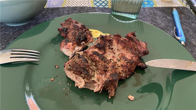 Frisch vom Grill auf den Teller: Nutria aus Bremerhaven.