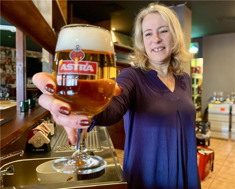 Früher ging Sabine Mirwald nie in Kneipen. Später stellte sie fest, dass ihr der Umgang mit Menschen liegt.