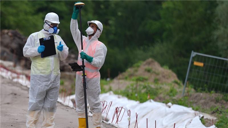 Dioxin im Boden: Stadt treibt Sanierung „entschieden voran“ Früheren Angaben der Umweltbehörde zufolge kostet die Sanierung des Bodens rund 8,5 Millionen Euro.