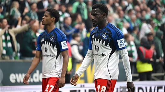 Frust beim HSV: Nach der Derby-Niederlage steckt der HSV weiter im Abstiegskampf.