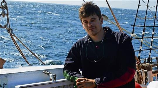 Fühlt sich auf Motorschiffen und Seglern wohl: Conrad Schepers ist Profi aus der Berufsschifffahrt und zugleich einer der ehrenamtlichen Kapitäne der "Alexander von Humboldt II".