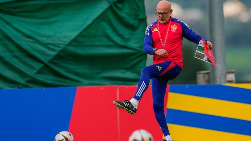 Spanien gegen England: Diese Spieler entscheiden das Finale Führte Spanien ins EM-Finale: Trainer Luis de la Fuente.