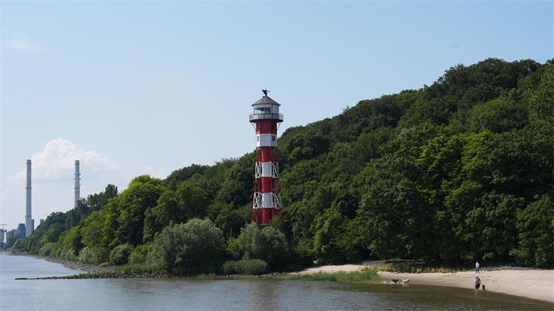 Hamburgs Leuchttürme – vom Kleinsten bis zum Ältesten Fünf Gittertürme sind noch an der Elbe vorhanden.