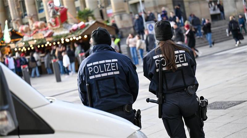 Behörden erhielten Hinweise auf Täter von Magdeburg Fünf Menschen kamen bei dem Anschlag auf dem Weihnachtsmarkt ums Leben.