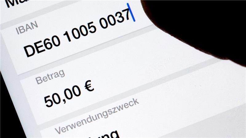 Für Bankkunden gibt es mehr Sicherheit bei Überweisungen. (Symbolbild)
