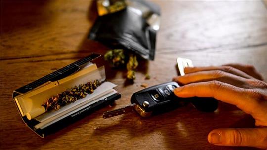 Für Cannabis beim Autofahren gelten jetzt neue Bestimmungen. (Archivbild)