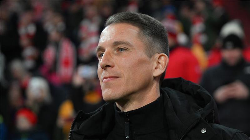 Für Daniel Bauer war das 1:8 eine ganz bittere München-Premiere als Wolfsburger Cheftrainer.