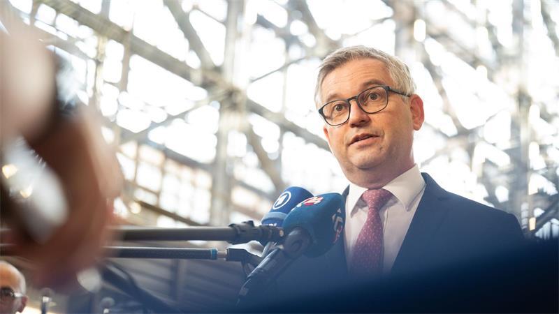Für EU-Migrationskommissar Magnus Brunner ist der Zeitpunkt für ein Ende der Grenzkontrollen innerhalb der EU gekommen. (Archivbild) 