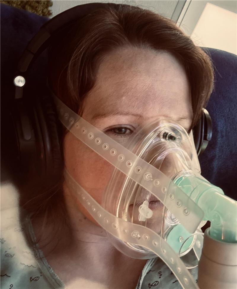 Für Eweleit sind Beatmungen, Infusionen und Spritzen Alltag geworden.